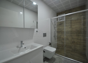 دوبلكس فاخرة -4 غرف وصالة -في اوبا / الانيا 