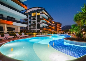 دوبلكس فاخرة -4 غرف وصالة -في اوبا / الانيا 