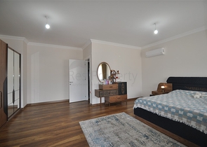 دوبلكس فاخرة -4 غرف وصالة -في اوبا / الانيا 