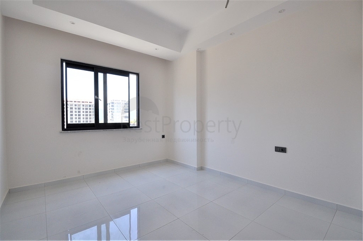 مجمع بخدمات 5 نجوم - شقة غرفة وصالة -في محمودلار/ الانيا 