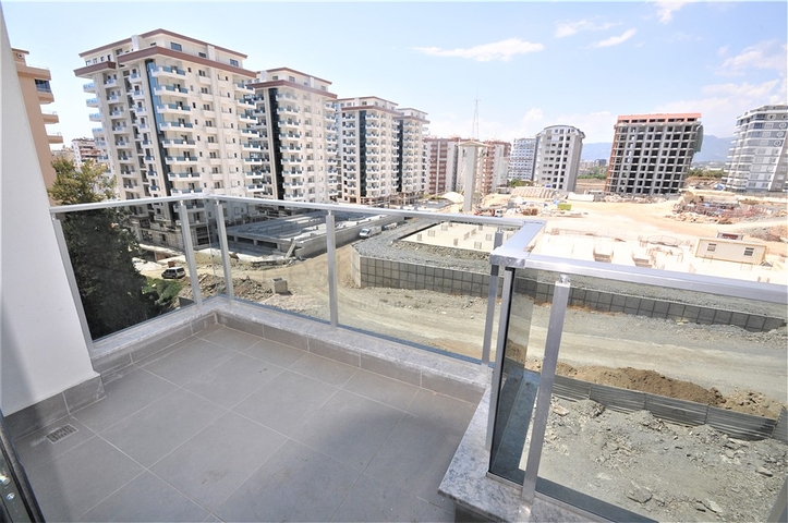 مجمع بخدمات 5 نجوم - شقة غرفة وصالة -في محمودلار/ الانيا 