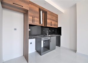 مجمع بخدمات 5 نجوم - شقة غرفة وصالة -في محمودلار/ الانيا 