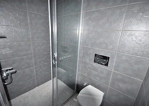 مجمع بخدمات 5 نجوم - شقة غرفة وصالة -في محمودلار/ الانيا 