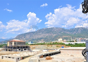 مجمع بخدمات 5 نجوم - شقة غرفة وصالة -في محمودلار/ الانيا 