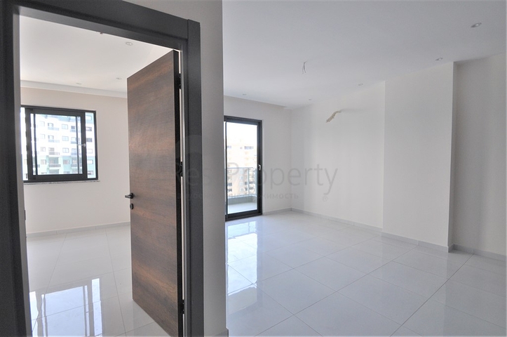 شقة ضمن مجمع بخدمات فاخرة -في الانيا / محمودلار 