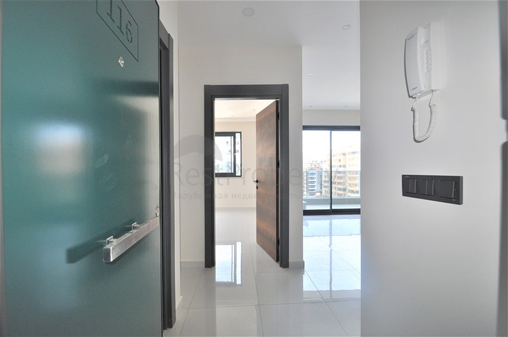 شقة ضمن مجمع بخدمات فاخرة -في الانيا / محمودلار 