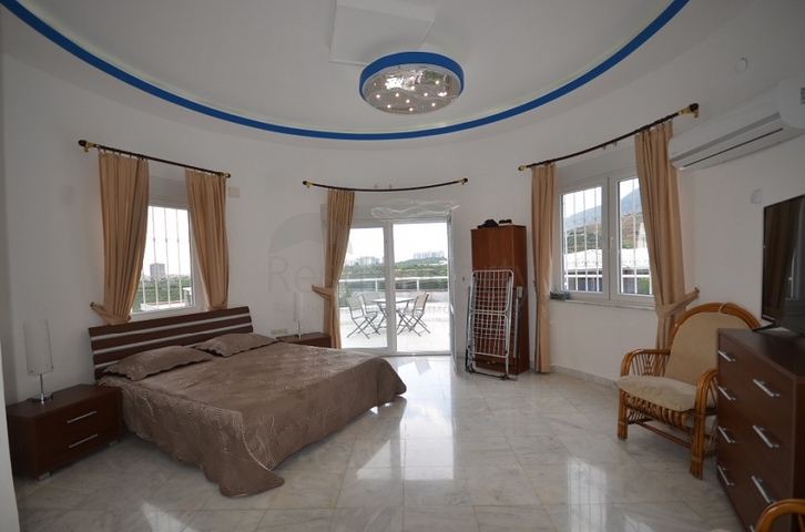 اطلالة بحر - فيلا مستقلة مع مسبح خاص -في كارجيجاك / الانيا 