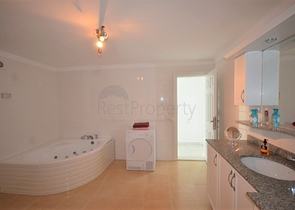 اطلالة بحر - فيلا مستقلة مع مسبح خاص -في كارجيجاك / الانيا 