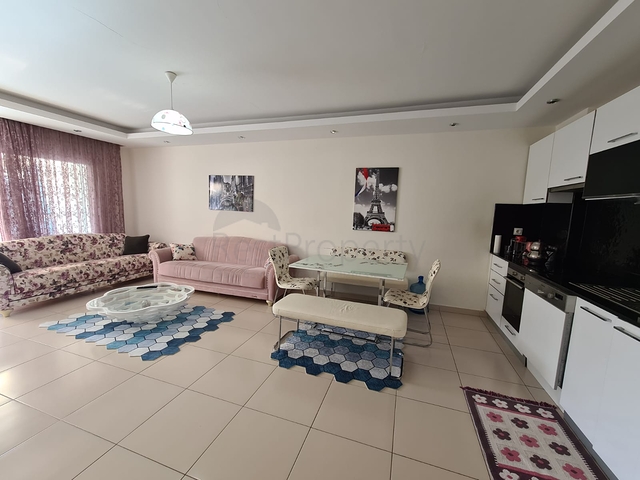 شقق للبيع في اوبا - مجمع فاخر -غرفة وصالة مفروشة - في الانيا 