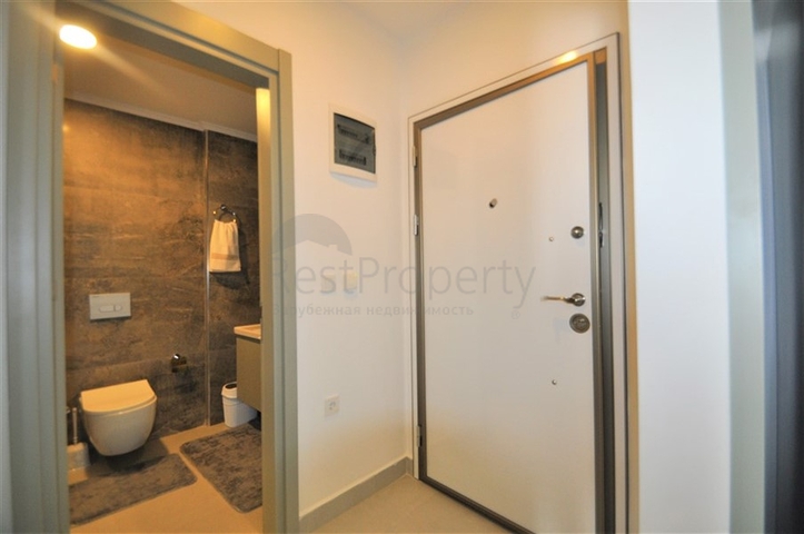 شقق اطلالة بحر في كاستل - غرفة وصالة -ضمن مجمع حديث - كاستل/ الانيا 