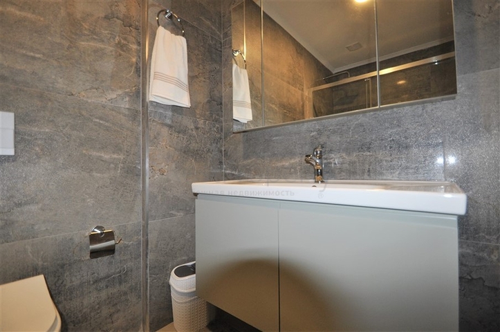 شقق اطلالة بحر في كاستل - غرفة وصالة -ضمن مجمع حديث - كاستل/ الانيا 