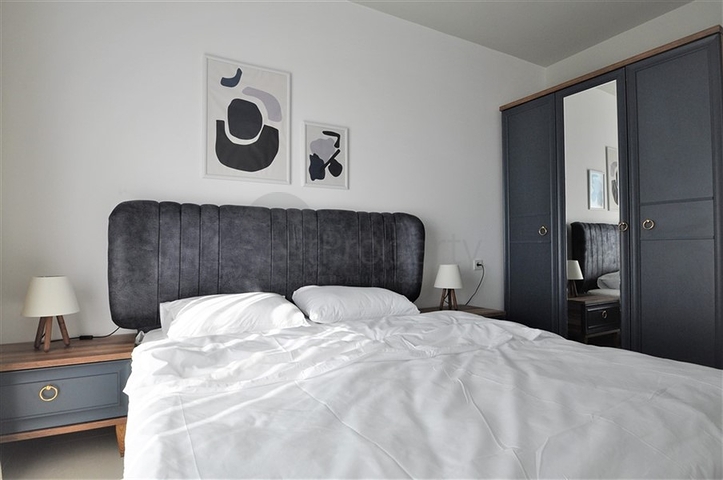 شقق اطلالة بحر في كاستل - غرفة وصالة -ضمن مجمع حديث - كاستل/ الانيا 