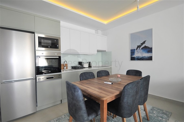 شقق اطلالة بحر في كاستل - غرفة وصالة -ضمن مجمع حديث - كاستل/ الانيا 