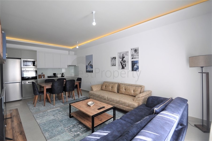 شقق اطلالة بحر في كاستل - غرفة وصالة -ضمن مجمع حديث - كاستل/ الانيا 