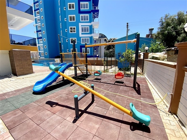 شقة 3 غرف وصالة مع مطبخ منفصل - مجمع سكني جديد -في محمودلار /الانيا 