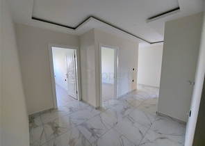 شقة 3 غرف وصالة مع مطبخ منفصل - مجمع سكني جديد -في محمودلار /الانيا 