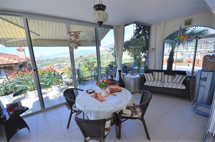 فيلا اطلالة بحر في الانيا -سعر مناسب - مسبح خاص -في كارجيجاك / الانيا 