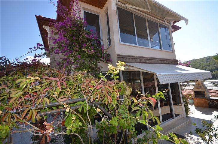 فيلا اطلالة بحر في الانيا -سعر مناسب - مسبح خاص -في كارجيجاك / الانيا 