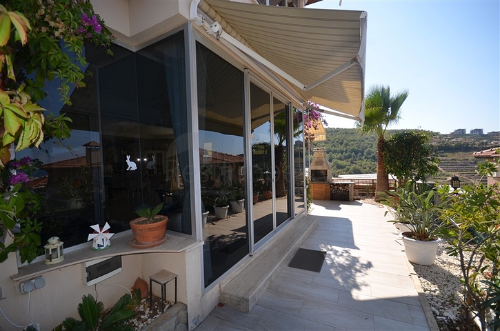 فيلا اطلالة بحر في الانيا -سعر مناسب - مسبح خاص -في كارجيجاك / الانيا 