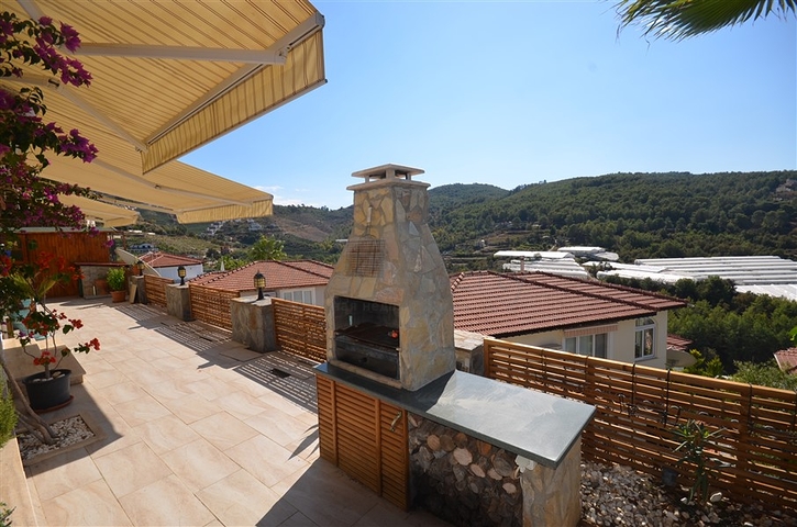 فيلا اطلالة بحر في الانيا -سعر مناسب - مسبح خاص -في كارجيجاك / الانيا 