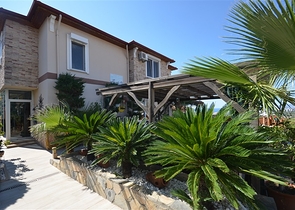 فيلا اطلالة بحر في الانيا -سعر مناسب - مسبح خاص -في كارجيجاك / الانيا 