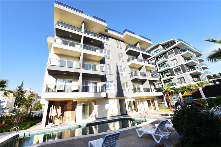 شقق للبيع في الانيا - غرفة وصالة ضمن مجمع جديد -في افسلار / الانيا 