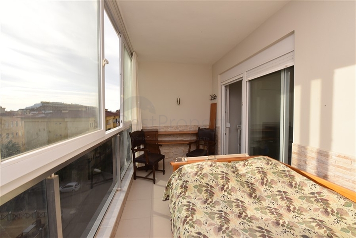 شقة للبيع في اوبا - غرفة وصالة -مفروشة -في مدينة الانيا 