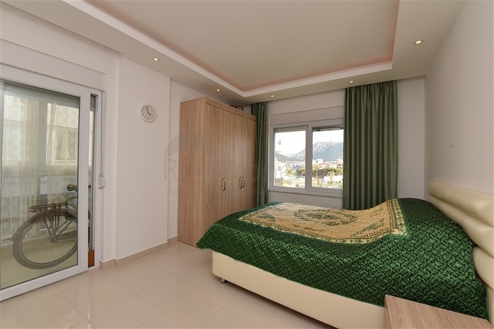 شقة للبيع في اوبا - غرفة وصالة -مفروشة -في مدينة الانيا 