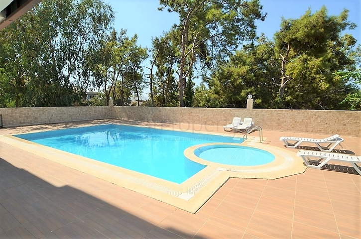 اطلالة بحر -بسعر مناسب -شقة غرفة وصالة مفروشة -في افسلار / الانيا 