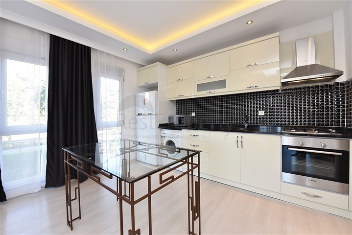 اطلالة بحر -بسعر مناسب -شقة غرفة وصالة مفروشة -في افسلار / الانيا 