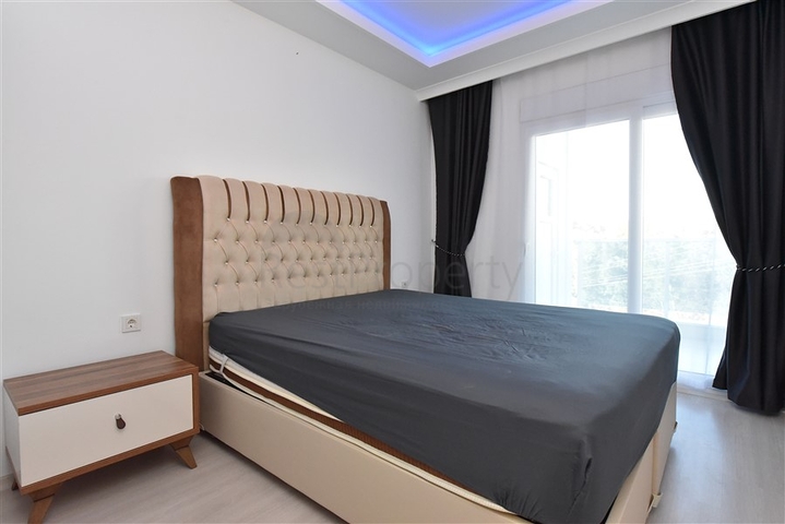 اطلالة بحر -بسعر مناسب -شقة غرفة وصالة مفروشة -في افسلار / الانيا 