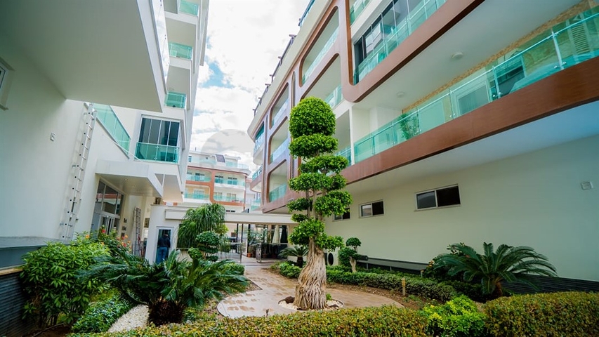 شقة فاخرة قريبة من شاطئ كليوباترا - تصميم 1+2 - اثاث انيق - في مركز الانيا 