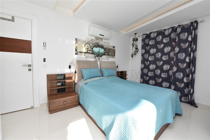 شقة فاخرة قريبة من شاطئ كليوباترا - تصميم 1+2 - اثاث انيق - في مركز الانيا 