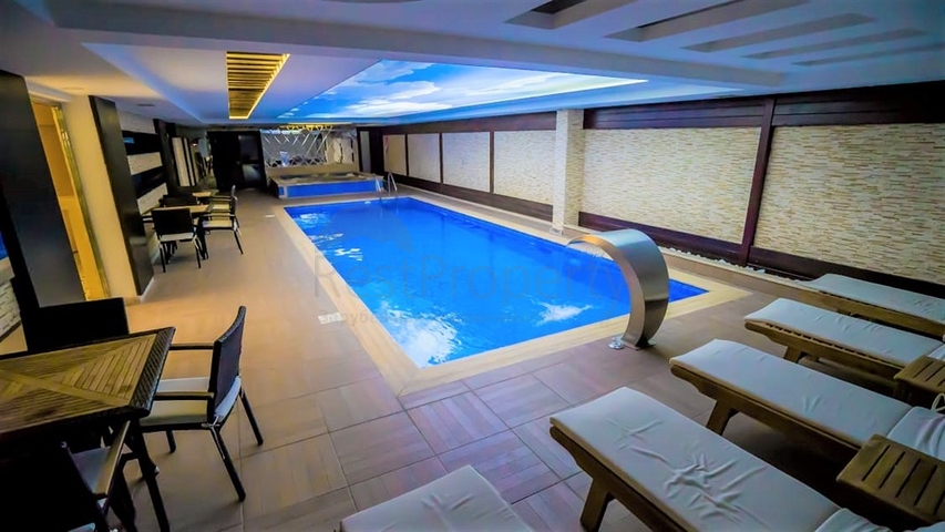 شقة فاخرة قريبة من شاطئ كليوباترا - تصميم 1+2 - اثاث انيق - في مركز الانيا 