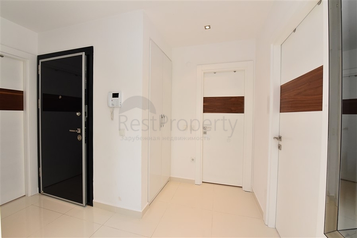 شقة فاخرة قريبة من شاطئ كليوباترا - تصميم 1+2 - اثاث انيق - في مركز الانيا 