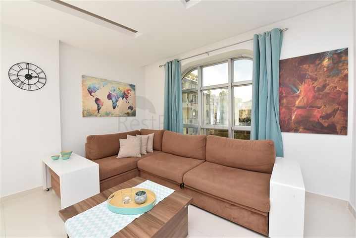 شقة فاخرة قريبة من شاطئ كليوباترا - تصميم 1+2 - اثاث انيق - في مركز الانيا 