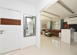 شقة فاخرة قريبة من شاطئ كليوباترا - تصميم 1+2 - اثاث انيق - في مركز الانيا 