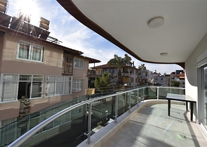 شقة فاخرة قريبة من شاطئ كليوباترا - تصميم 1+2 - اثاث انيق - في مركز الانيا 