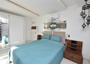 شقة فاخرة قريبة من شاطئ كليوباترا - تصميم 1+2 - اثاث انيق - في مركز الانيا 