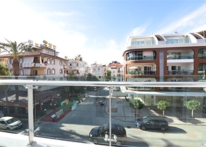 شقة فاخرة قريبة من شاطئ كليوباترا - تصميم 1+2 - اثاث انيق - في مركز الانيا 