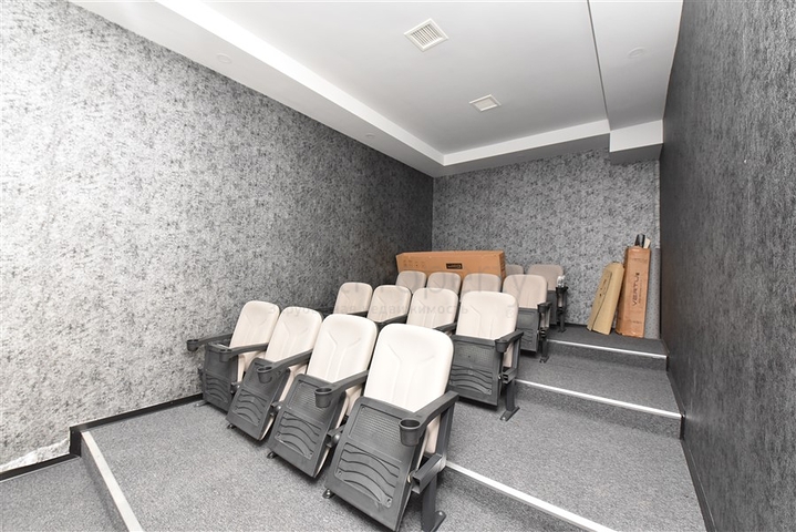 دوبلكس جديدة بسعر مميز -في منطقة  اوبا المركزية -الانيا 