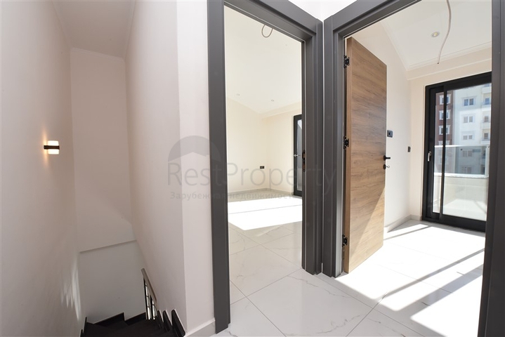 دوبلكس جديدة بسعر مميز -في منطقة  اوبا المركزية -الانيا 