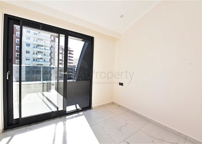 دوبلكس جديدة بسعر مميز -في منطقة  اوبا المركزية -الانيا 