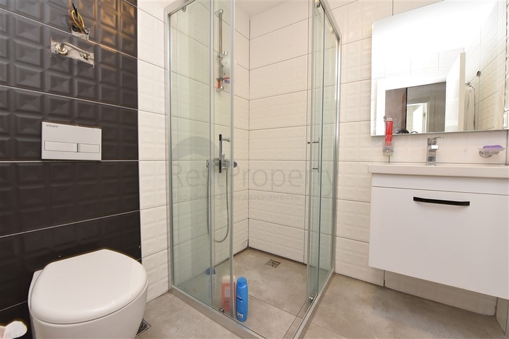 استديو اطلالة بحر -ضمن مجمع سكني يضم كافة الخدمات -في كارجيجاك / الانيا