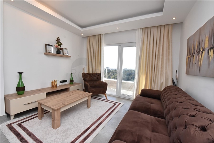 استديو اطلالة بحر -ضمن مجمع سكني يضم كافة الخدمات -في كارجيجاك / الانيا