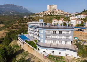 استديو اطلالة بحر -ضمن مجمع سكني يضم كافة الخدمات -في كارجيجاك / الانيا