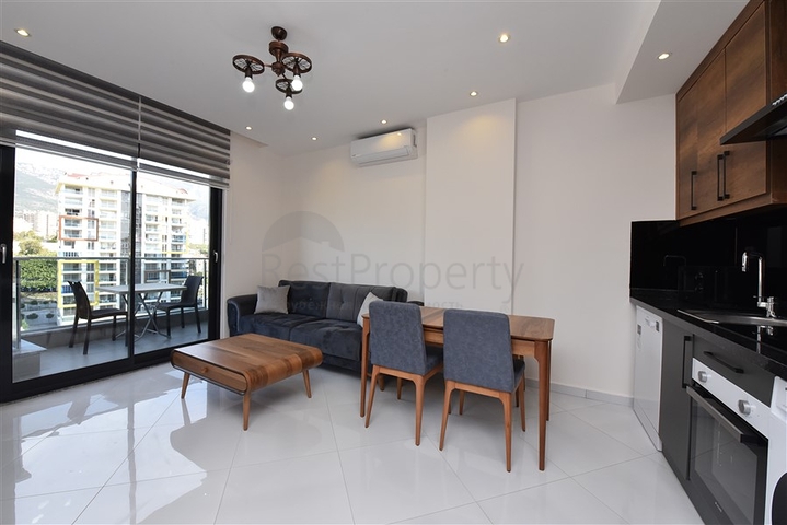 شقة في مجمع حديث جديد 