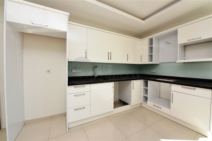 شقة غرفتين وصالة -مجمع سكني حديث -في محمودلار / الانيا 