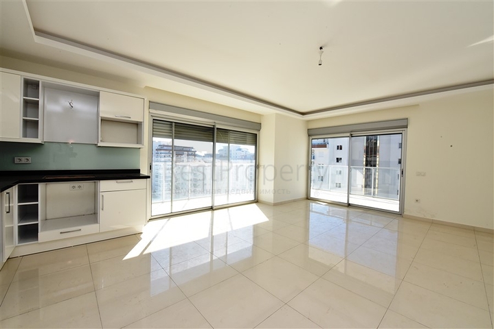 شقة غرفتين وصالة -مجمع سكني حديث -في محمودلار / الانيا 