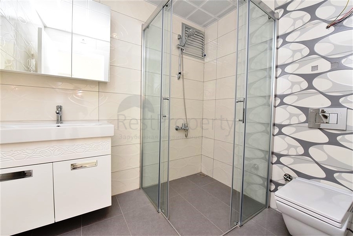 دوبلكس اطلالة بحر -في محمودلار / الانيا  